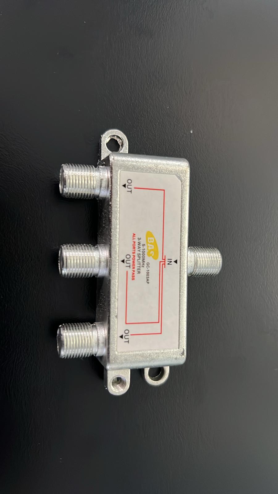 5-1000MHz Catv Splitter Accurately split your cable TV and antenna signal(3 Out)